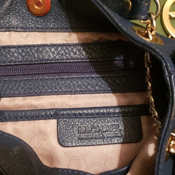 Michael Kors blue leather bag - Picture 3 of 5